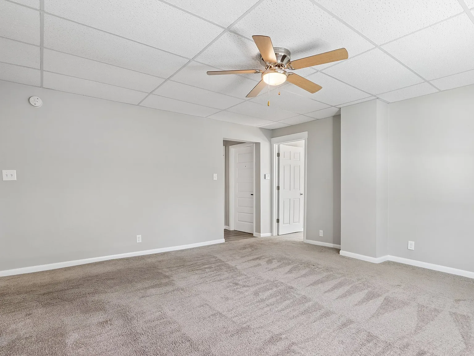2107 Haegele Drive - Lower — Photo 4