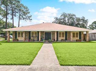 1369 Holiday Pl, New Orleans, LA 70114