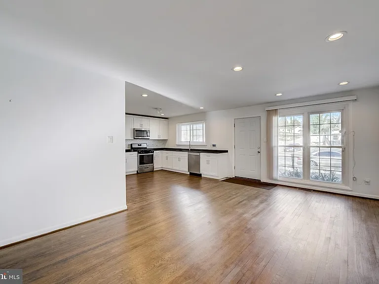 2707 Bellbrook St — Photo 10