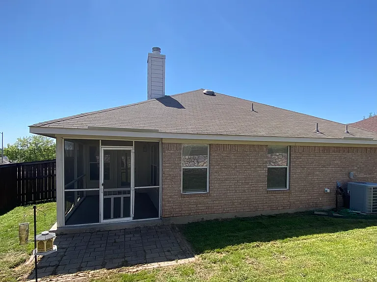 10413 Trevino Ln — Photo 22