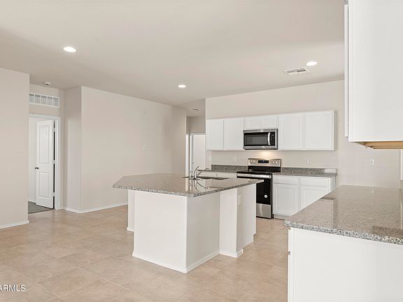 5th image of 1122 W DESCANSO CANYON Drive