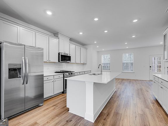 4th image of this home