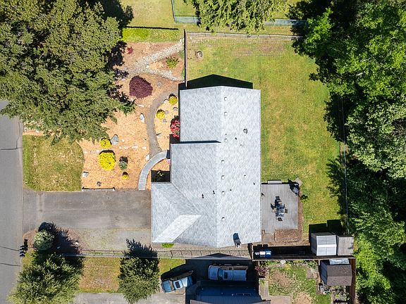 5th image of 8442 Hawksridge Dr SE
