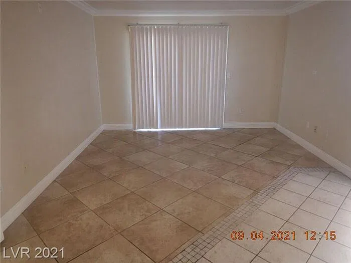 1 bed, 1.0 bath, 722 sqft, $1,237 — Photo 3