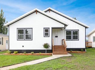 420 11th St E, Williston, ND 58801