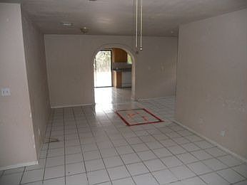 5th image of 3319 E Hillery Dr