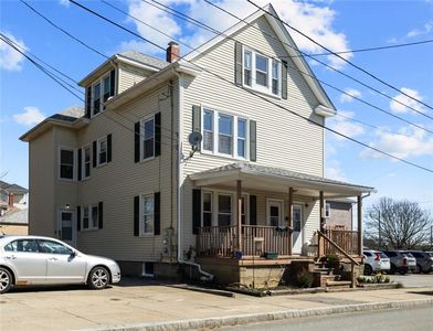68 Wood St, Warren, RI, 02885