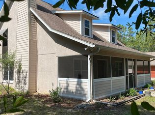 6924 W Redmond Ct, Dunnellon, FL 34433