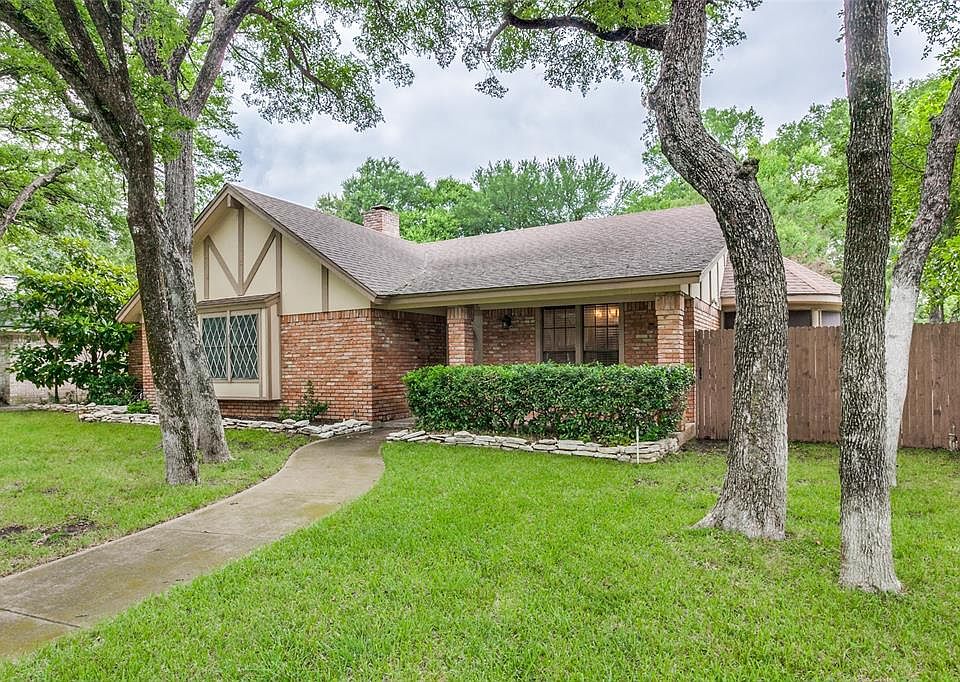 1st image of 701 Douglas Ct