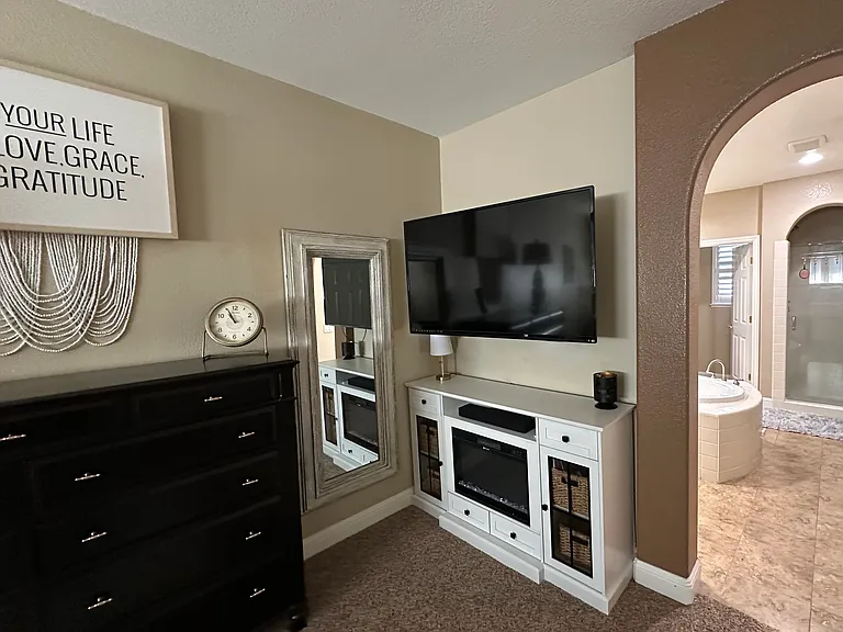 1075 Gamay Dr — Photo 24
