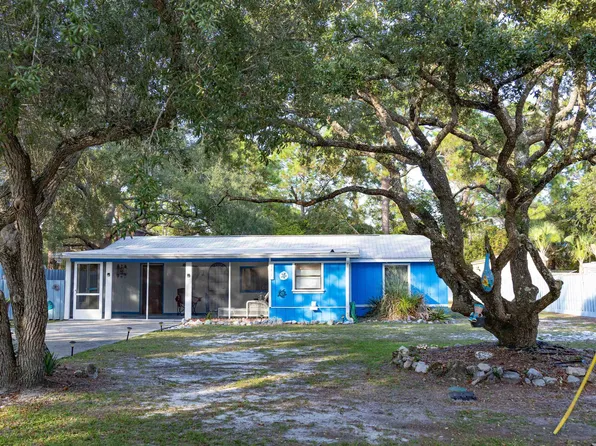 142 Bay Dr, Panacea, FL 32346