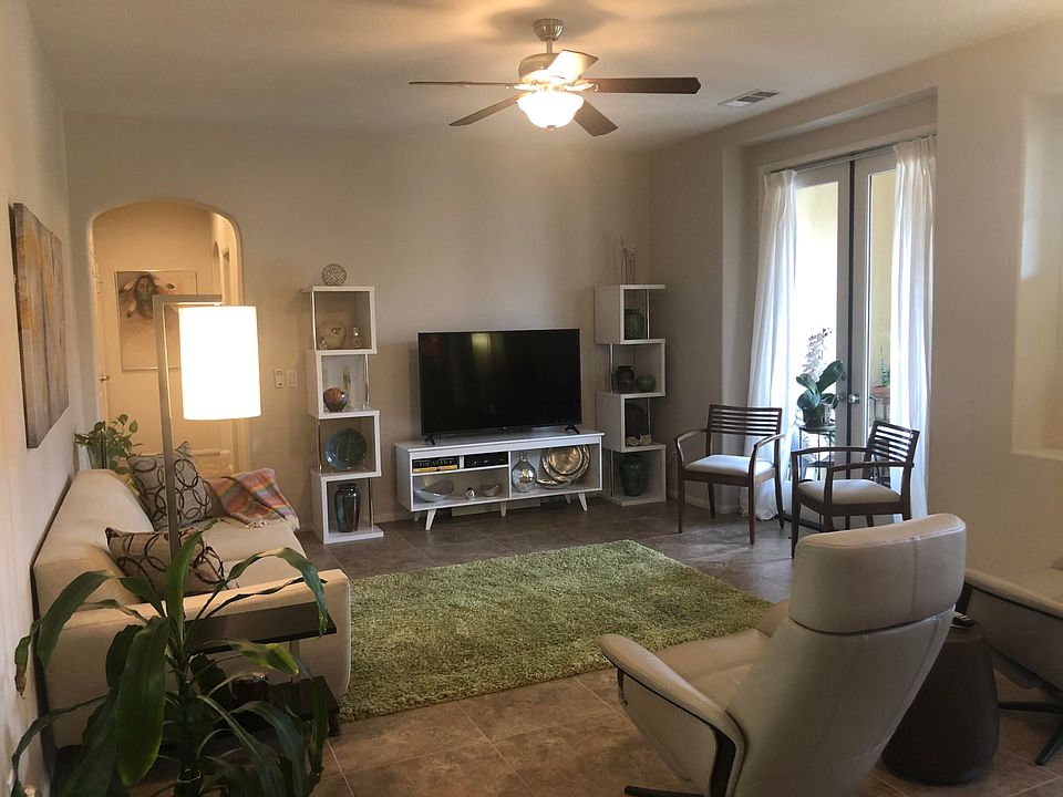 2nd image of 241 Paseo Gregario