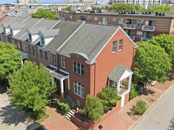 261 W Freemason St, Norfolk, VA 23510