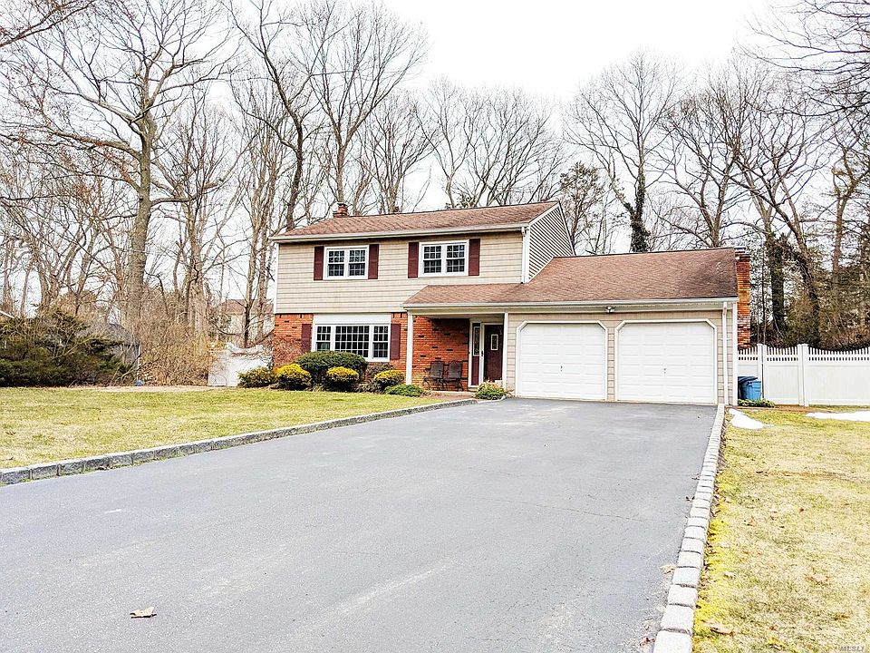 1st image of 62 Stephen Dr