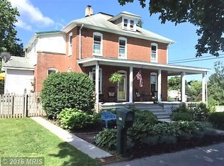 1114 S Carroll St, Hampstead, MD 21074