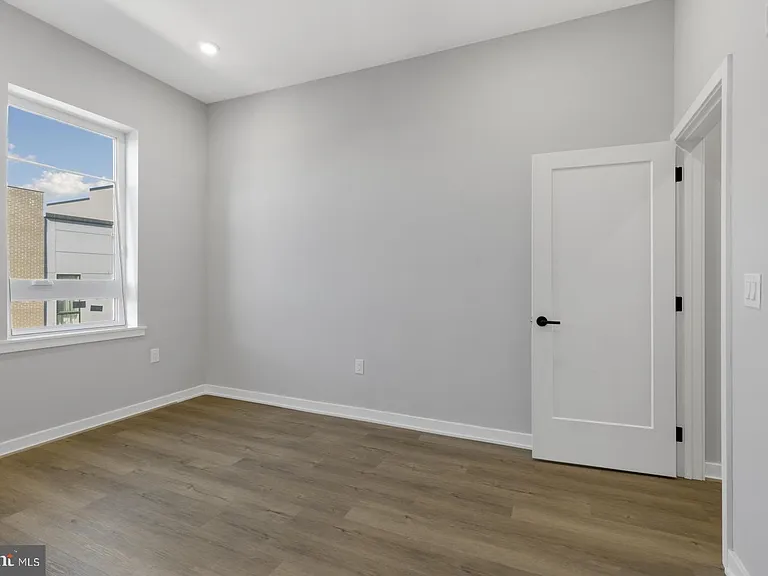 919 N 15th St #3 — Photo 19