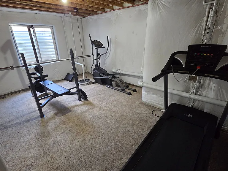 81 Laramie Ct — Photo 33