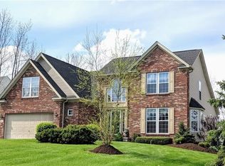 6 Lynchburg Ct, Orchard Park, NY 14127