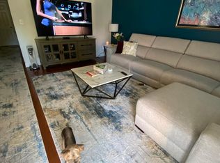 2025 S Langley St, Arlington, VA 22204