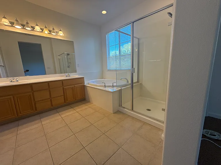 26 Channi Ct — Photo 13