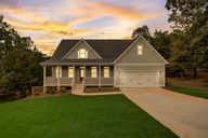 Blandwood Dr - VT-001