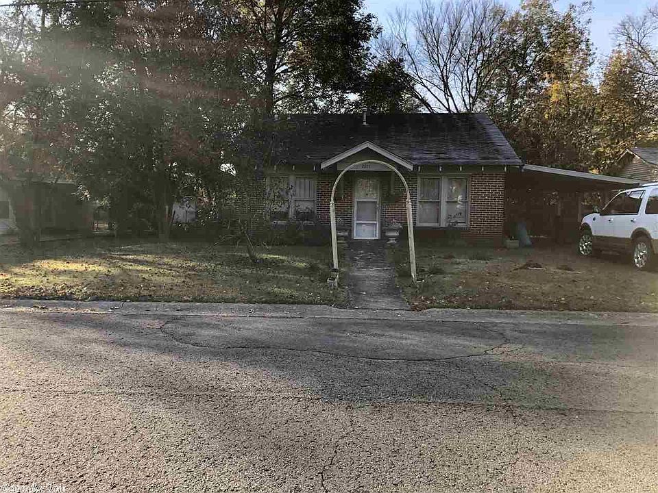 2nd image of 2017 Simms St