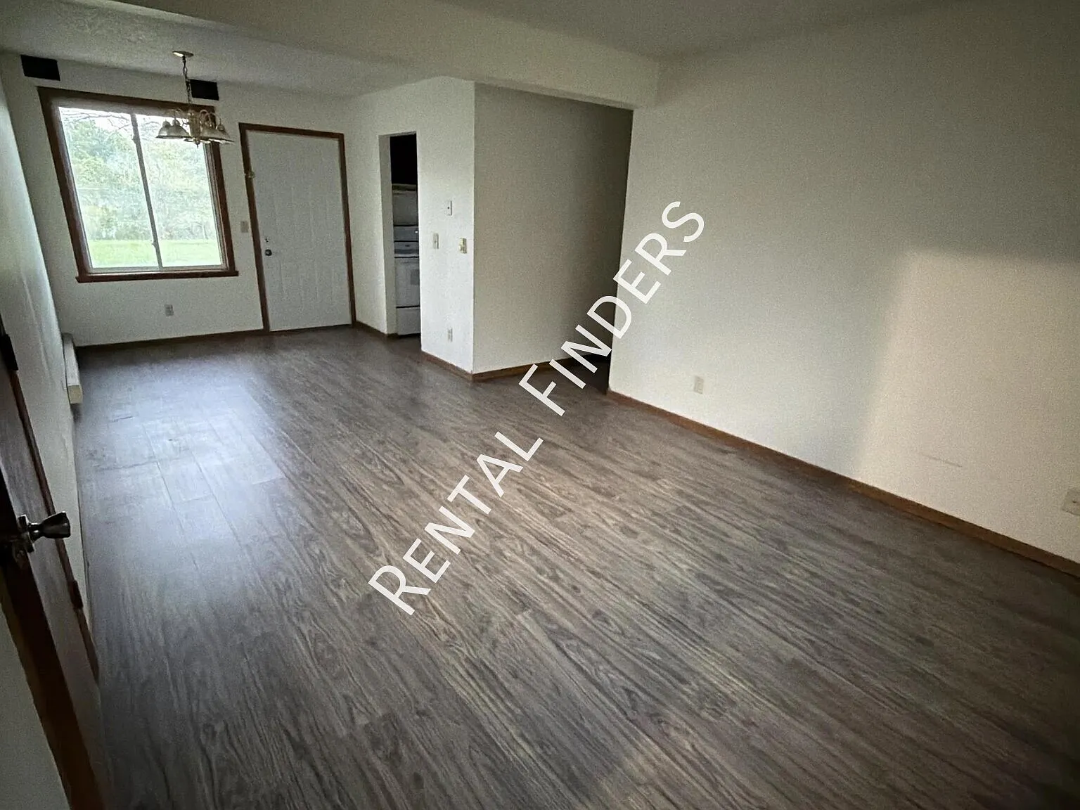 30 Donohue Ct — Photo 2