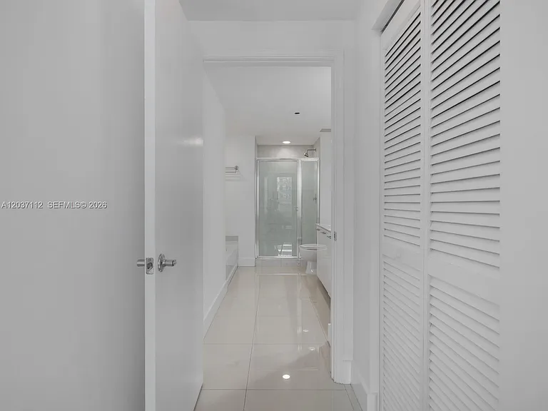 950 Brickell Bay Dr #1404 — Photo 19