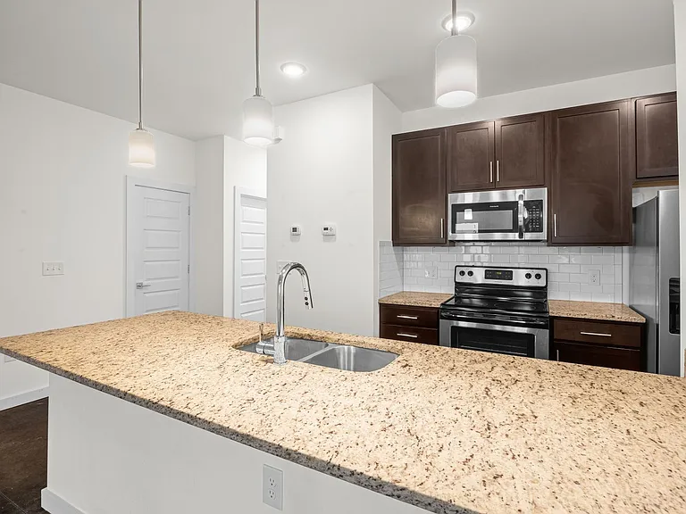 1206 Porter St — Photo 12
