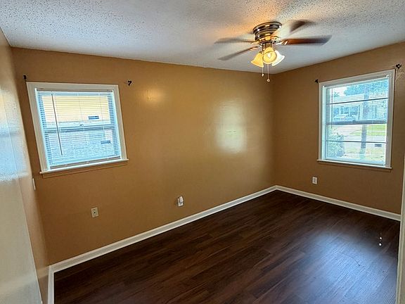 5th image of 519 N 14th St