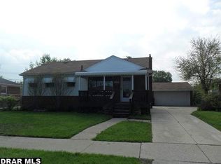 3000 Maxwell St, Trenton, MI 48183