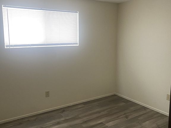 2nd image of 61692 SE Daly Estates Dr