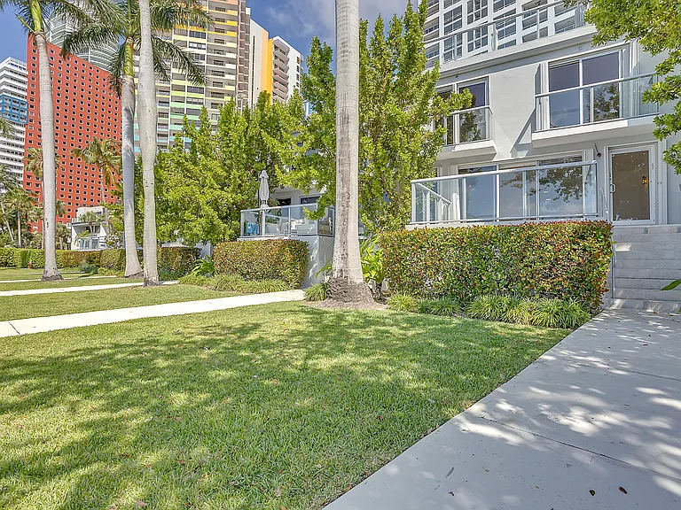 1541 Brickell Ave #105 — Photo 99