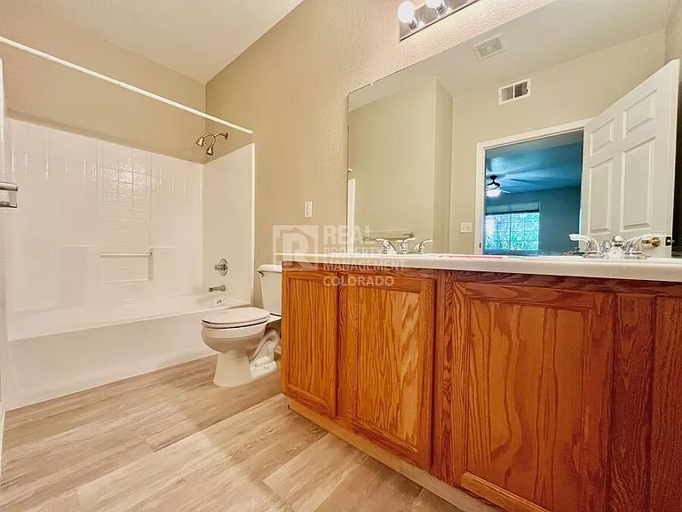 3002 W Elizabeth St #11B — Photo 12
