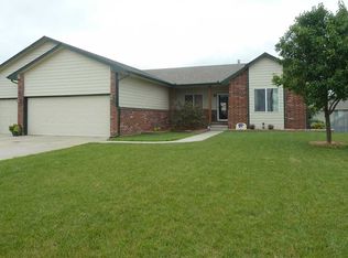 2548 E Saint Andrew Ct, Goddard, KS 67052