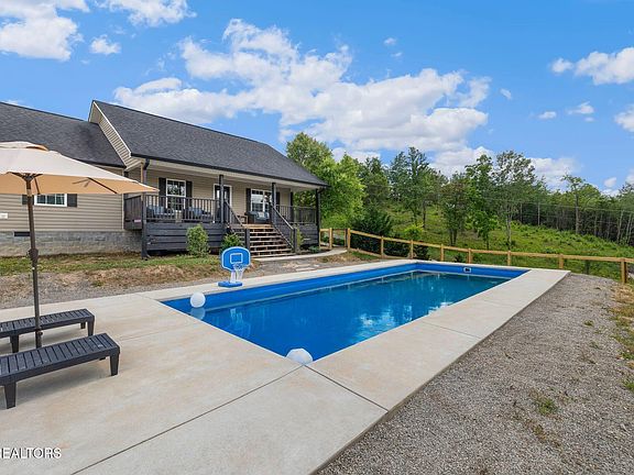 4th image of 331 Hardin Rd