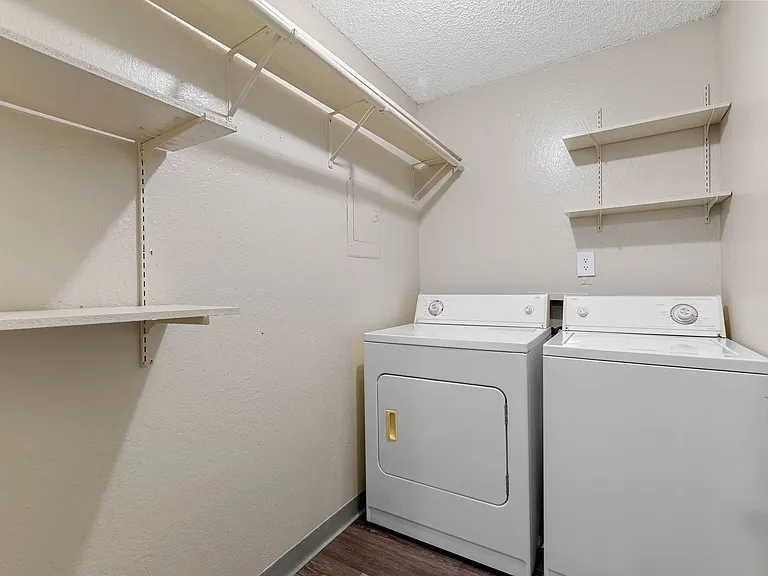 720 Lander Street — Photo 23