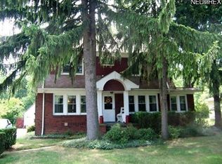 1860 E Pleasant Valley Rd, Seven Hills, OH 44131