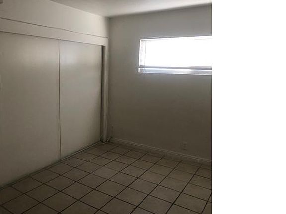 4th image of 3852 Royal Crest St APT 2
