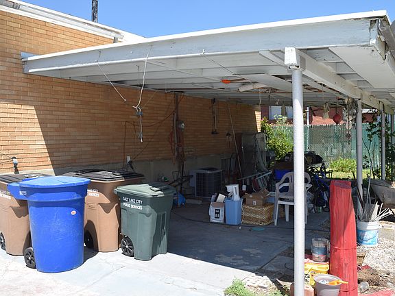 4th image of 1395 W Gillespie Ave