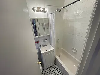 Rented by HOLTON REAL ESTATE INC.