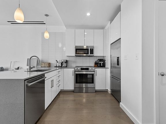 4th image of 88 Wareham St #605