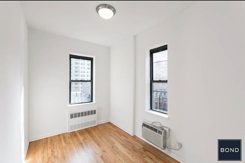 2nd image of 309 E 85th St #3DD