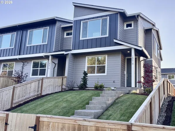 18618 NE 45th Ave, Vancouver, WA 98686