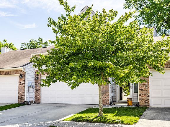 3rd image of 8523 Bison Woods Ct