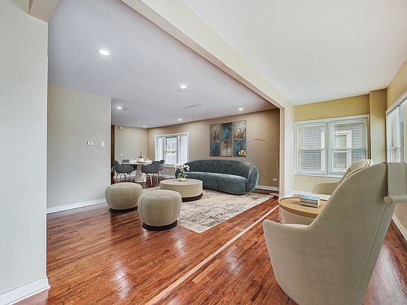 4th image of 1231 N Waller Ave