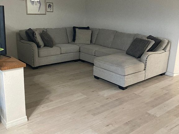 2nd image of 5150 10th Ave #308
