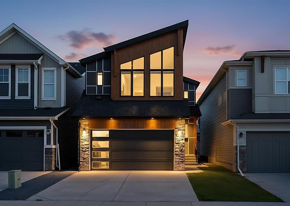 1st image of 184 S Creekstone Row SW