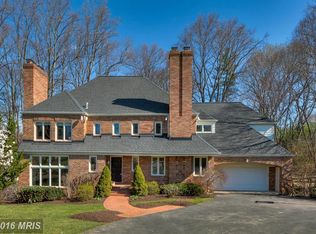 14 Greentree Ct, Bethesda, MD 20817