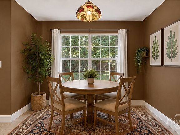 5th image of 138 Cormorant Way